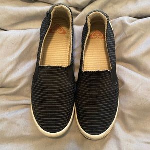 Roxy Palisades Black Striped Slip on Shoes